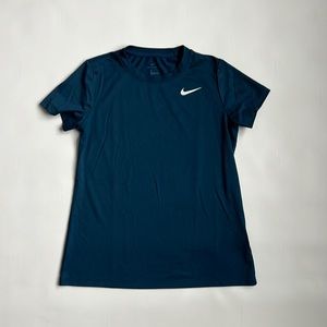 Nike The Nike Tee Size Small